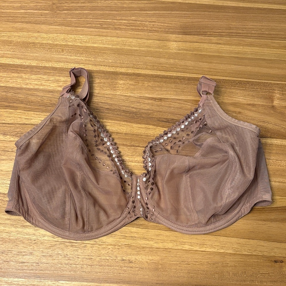 Elomi sheer lace bra 32J/32M